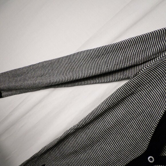 Mod Bod Black & White Cardigan Striped Button Front Sweater Womens Sz Small - Picture 4 of 9